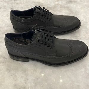 9 1/2 Cole Haan wing tips
